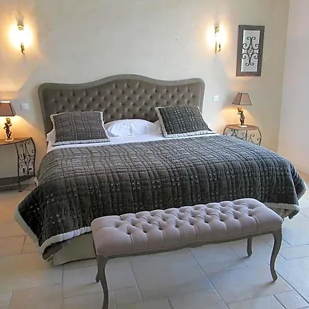 Chateau De - Et Piscine Exterieure Chauffee 酒店