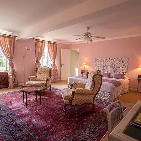 Chateau De - Et Piscine Exterieure Chauffee 4* 弗卢尔