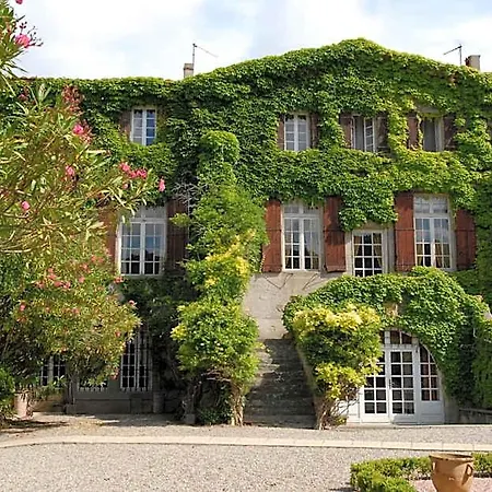 Chateau De - Et Piscine Exterieure Chauffee 4*