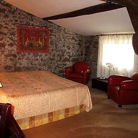 Chateau De - Et Piscine Exterieure Chauffee Hotell